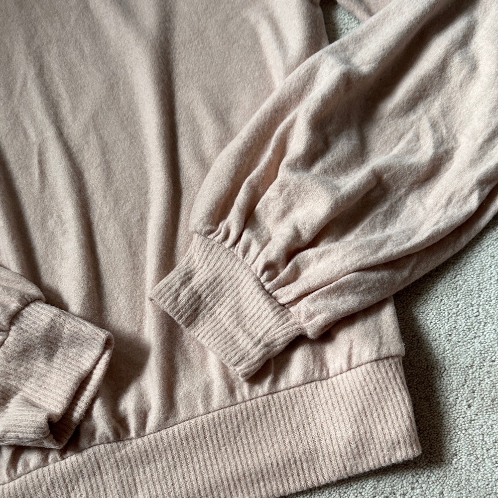 Free People Long Sleeve Sweater! - Picture 2 of 7